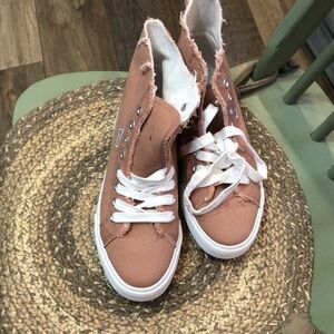 Woman’s / Girls hash bubbie Chocolate High-Top Sneakers 7.5 New